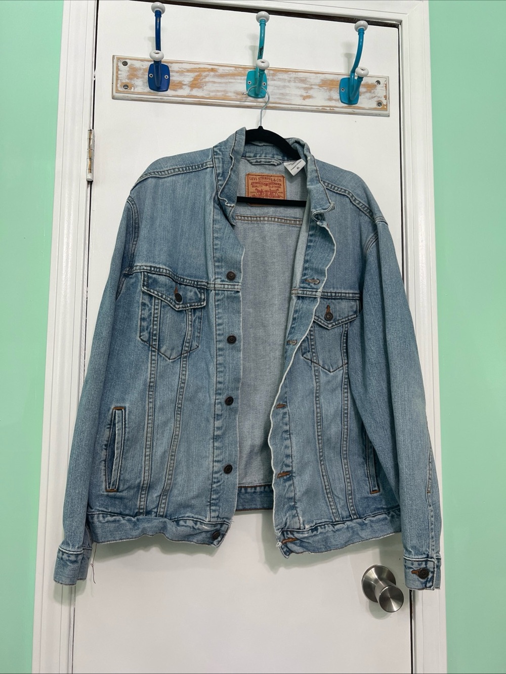 Levi’s Vintage 90’s Light Wash Denim Jacket - Classic Jean Jacket